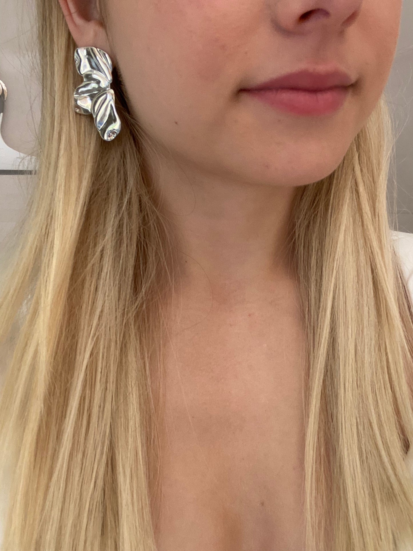 Boucle d'oreille demi feuille