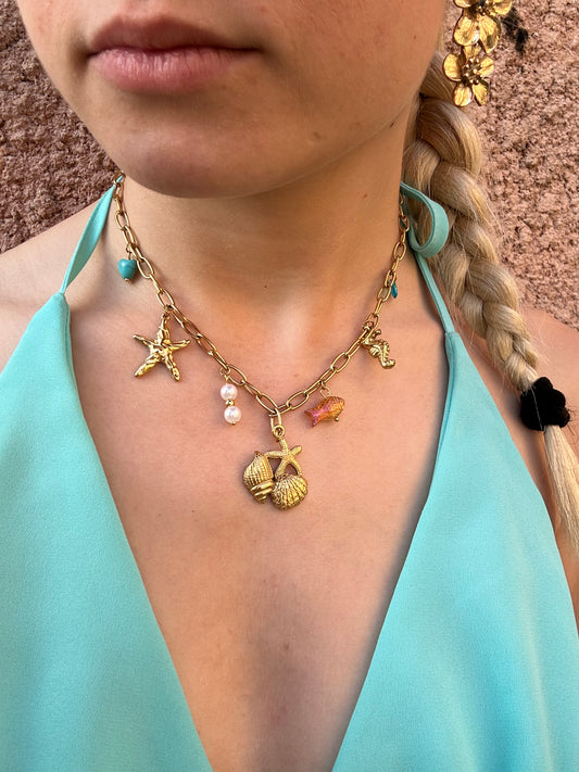 Collier à breloques bleu